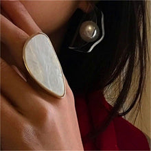 Load image into Gallery viewer, Fashion woman rings acetate plate The adjustable ring oval acrylic resin geometry rings Trendy Geometric Wedding bands rings
