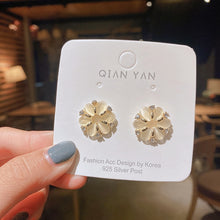Load image into Gallery viewer, Simple Stud Earrings Small 2023 New Korean Rhinestone Opal Ladies Geometric Delicate Elegant Fashion Stud Jewelry
