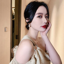 Load image into Gallery viewer, Simple Stud Earrings Small 2023 New Korean Rhinestone Opal Ladies Geometric Delicate Elegant Fashion Stud Jewelry
